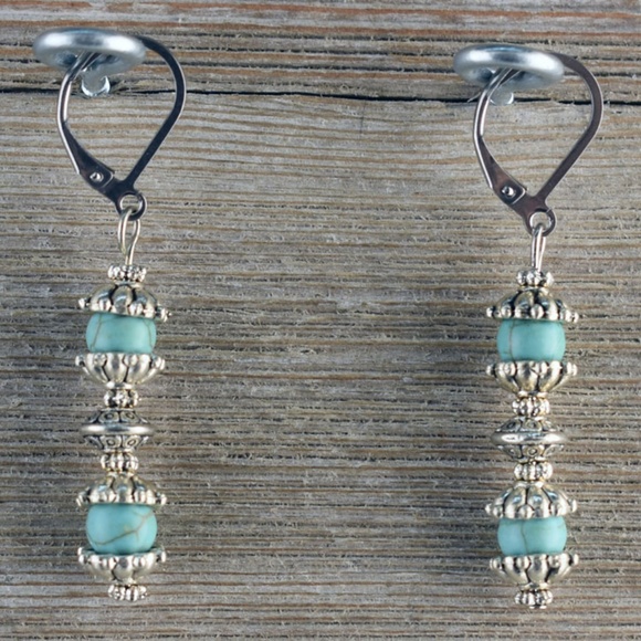 Turquoise Necklace & Earring Set - Picture 2 of 4